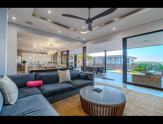 4 BEDROOM FREESTANDING FOR SALE IN SALT ROCK